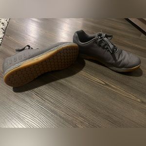 Women’s Size 9 NOBULL shoes